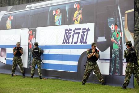 武警總隊四川還原菲律賓人質(zhì)案 1分鐘狙殺劫匪