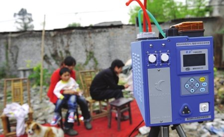 四川一化工廠(chǎng)毒氣泄漏 3000人緊急撤離(圖)