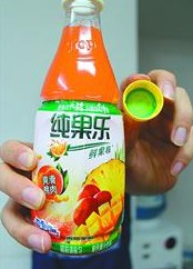 百事純果樂(lè)鮮果粒系列飲料的“揭蓋有獎(jiǎng)”活動(dòng)遭到市民質(zhì)疑