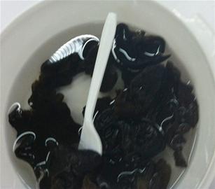 青島樂天馬特價(jià)格欺詐結(jié)賬翻一番 沃爾瑪一級(jí)黑木耳一泡變白