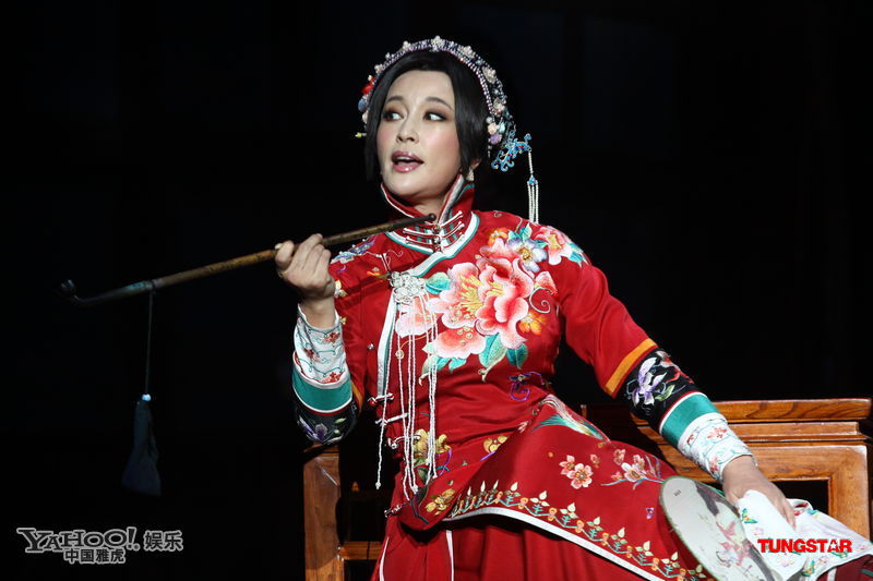 劉曉慶挑戰(zhàn)舞臺(tái)劇 容顏不老飾演賽金花