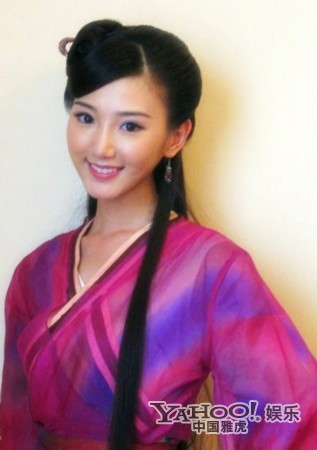 天涯明月刀——南宮翎，毛曉彤水靈靈的妹子，在天涯明月刀中的三個妹子lz一眼就相中了期待以后她更多的古裝造型