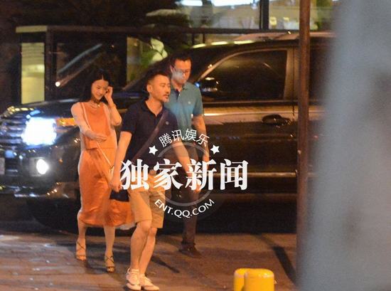 吳秀波桃花運不斷 深夜會靚麗神秘女