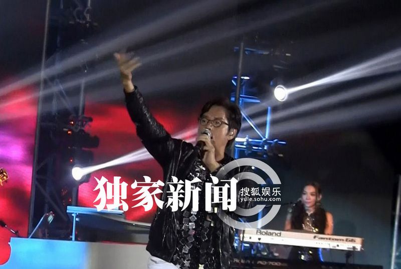 港臺大陸三地明星齊聚酒會 小S雷人熱舞high翻全場