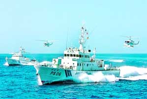 日本海上保安廳向釣魚島海域增派飛機(jī)和艦船。 