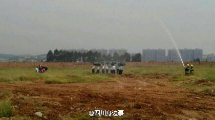四川水槍灑水造領(lǐng)導冒雨視察場景 回應:拍宣傳片
