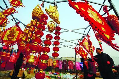 青島500歲辛安大集搬至黃河路 原址建9千平地下市場(chǎng) 青島500歲辛安大集搬至黃河路 原址建9千平地下市場(chǎng)