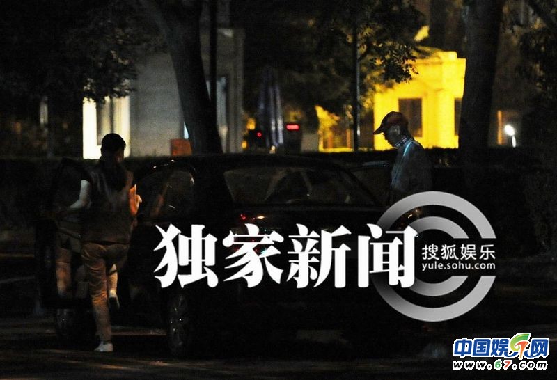 李湘愛(ài)女超大牌 吳樾與男伴按摩性取向受質(zhì)疑