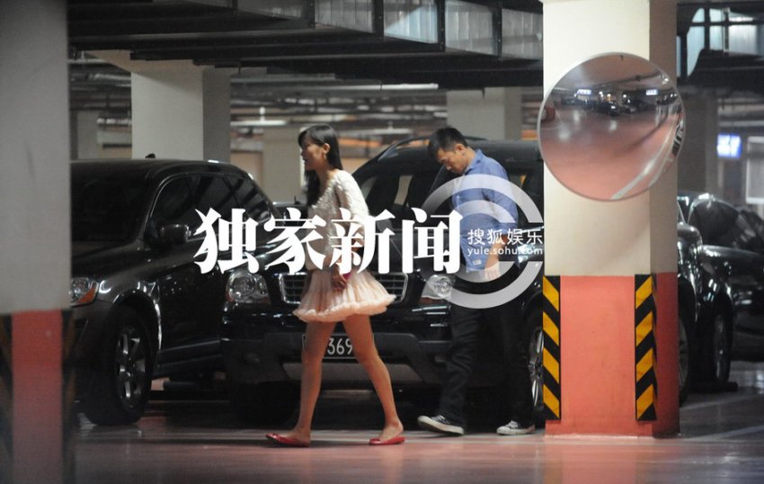 41歲王學兵甩孫寧另結新歡 新女友曝光清純?nèi)鐚W生
