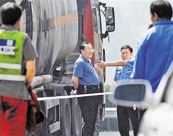 陜西安監(jiān)局局長楊達才被撤職 紀委將進一步調查