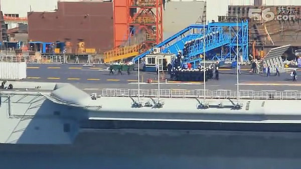 資料圖：中國海軍人員上艦。