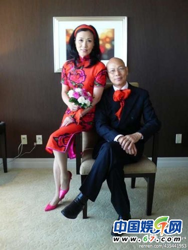 娛樂(lè)圈明星夫妻珍貴結(jié)婚照曝光
