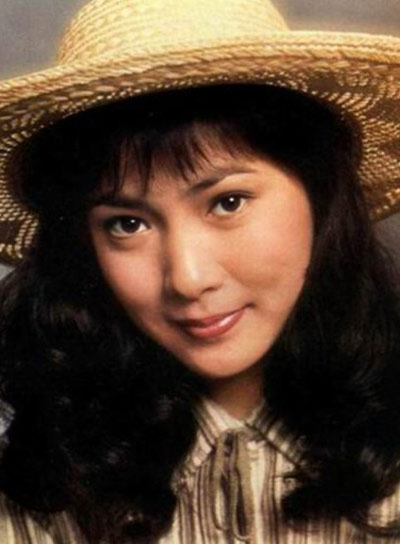 80年代?；ìF(xiàn)狀 方舒離婚宋春麗為事業(yè)失去孩子