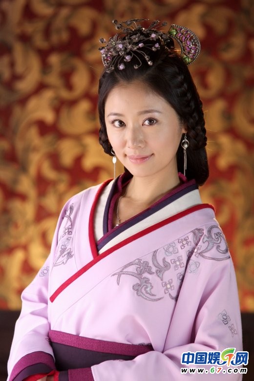 楊冪劉詩(shī)詩(shī)佟麗婭唐嫣 美艷大PK誰是古裝女神