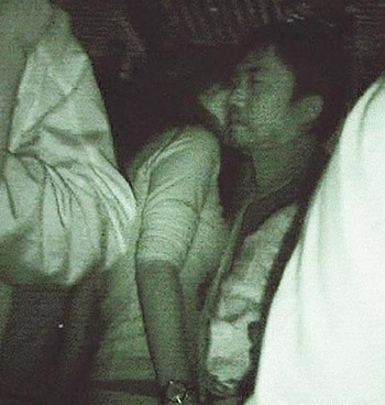 女星進(jìn)了夜店就狂放無限??！