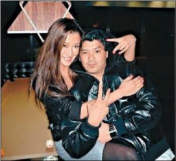 女星進(jìn)了夜店就狂放無限啊！