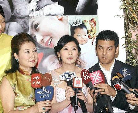 圖揭明星微妙的婆媳關系 天生的冤家難對頭