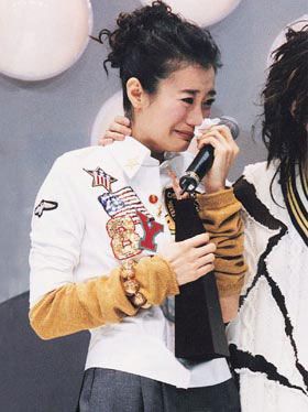 圖揭娛樂圈里毫無(wú)市場(chǎng)的女藝人 扶都扶不上墻