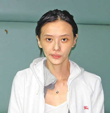 圖揭娛樂圈里毫無(wú)市場(chǎng)的女藝人 扶都扶不上墻