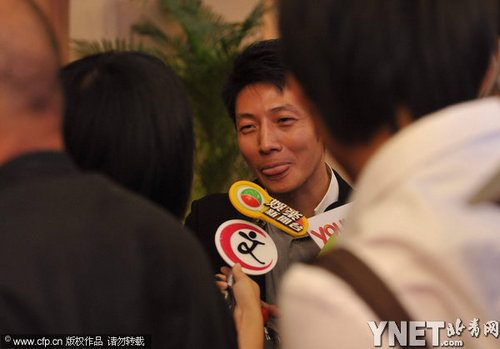 章子怡回應被結婚被7億:時間定好請柬發(fā)我一張
