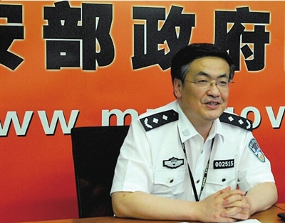 公安部回應(yīng)駕照申領(lǐng)“過(guò)嚴(yán)”