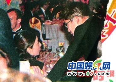 霍啟剛家族三代豪門(mén)婚姻:霍家媳婦個(gè)個(gè)是美女