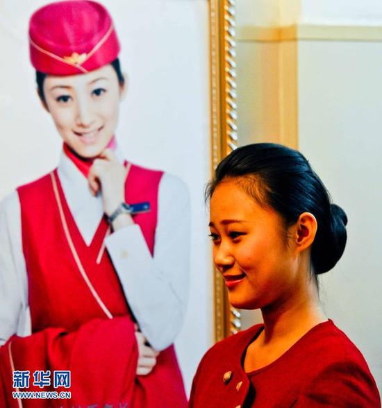 千名美女學生競逐空姐夢 儀態(tài)要求嚴格