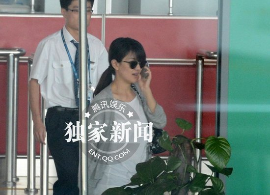 　隨著章子怡與撒貝寧戀情的曝光，小撒搭上了國際巨星，經緯則也找到了自己的真愛。