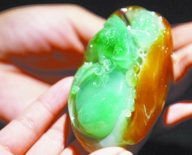 青島翡翠價(jià)格動(dòng)輒以萬計(jì) 專家揭開四大謊言