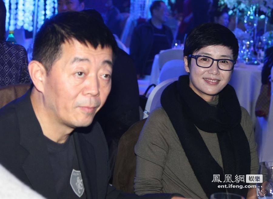 濮存昕25歲女兒濮方北京大婚 未進(jìn)娛樂(lè)圈自己做老總