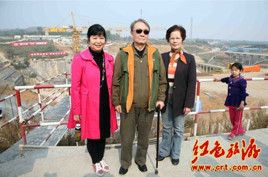 毛澤東侄子李實露面