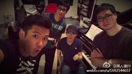 王力宏豪車接林筱筠回家過夜 甜蜜共處12小時(shí)