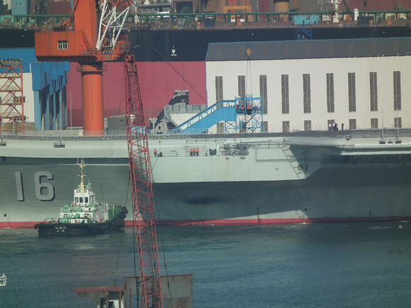 中國(guó)海軍遼寧號(hào)航母結(jié)束首次試航返回駐地