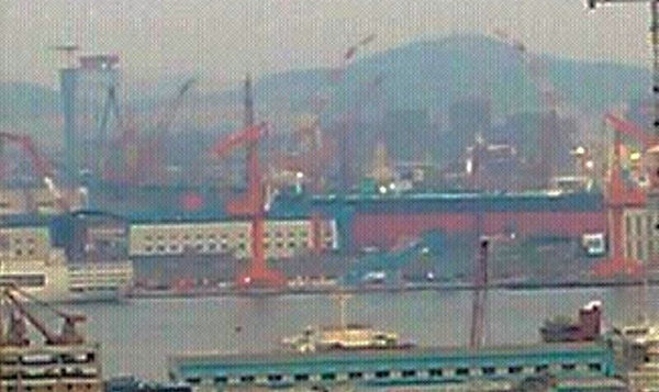 資料圖：遼寧艦入列后首次完成出海測(cè)試。