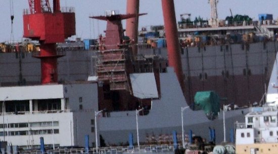 資料圖：媒體稱中國在建中的052D驅(qū)逐艦將歸入航母編隊。