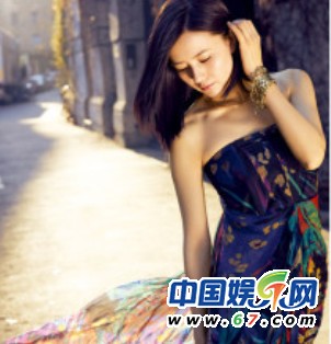 高圓圓海量街拍穿搭私照 網(wǎng)友：太有范兒了！