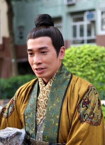 長得丑卻總演超級帥哥的男明星