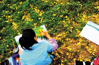 專家繪制賞落葉地圖 深秋青島五彩林爭(zhēng)妍