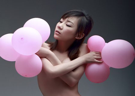 女學(xué)生用身體賺錢的辛酸與無(wú)奈