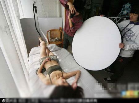 女學(xué)生用身體賺錢的辛酸與無奈