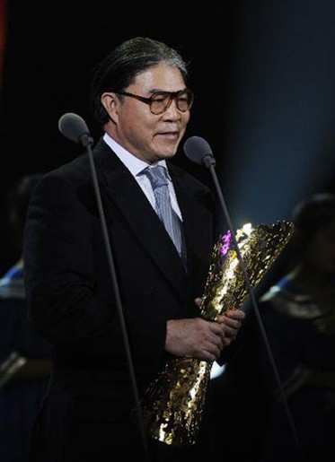 霍啟剛郭晶晶PK霍震霆朱玲玲 第二代“晶剛”大婚將成就誰