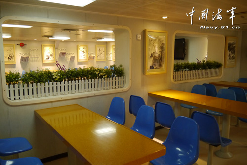資料圖：遼寧艦中的生活區(qū)域。