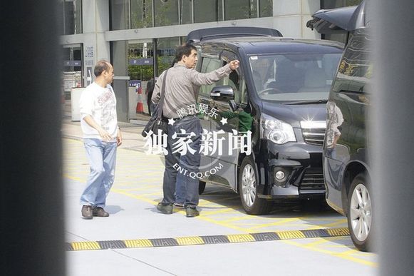 郭晶晶全家六口赴港參加婚禮 婚宴現(xiàn)場內部照搶先曝光