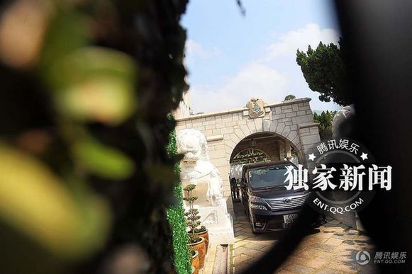 郭晶晶全家六口赴港參加婚禮 婚宴現(xiàn)場(chǎng)內(nèi)部照搶先曝光