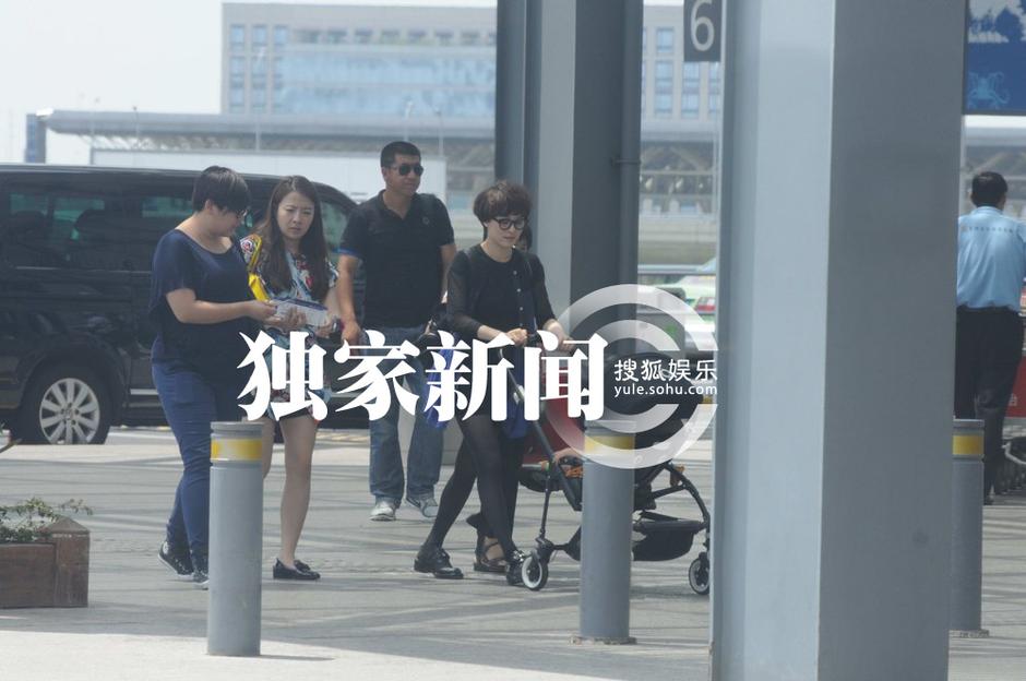 孫儷帶寶寶離滬返京手忙腳亂 鄧超成甩手掌柜獨自逍遙