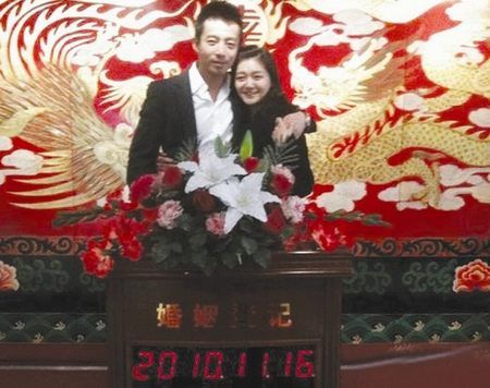 大S汪小菲情侶裝“飛躍”長(zhǎng)城 曝婚后恩愛細(xì)節(jié)(組圖)
