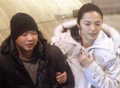 曹郁、姚晨合影圖