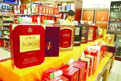 青島市場白酒大戰(zhàn) 商務飯局多數(shù)喝白酒高端酒受寵