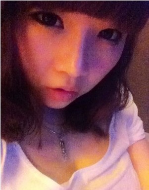 高曉松與嬌妻慶結婚紀念日微博自嘲 網友：會拍老婆馬屁了