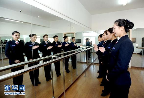 #（社會(huì)）（4）“高鐵之花”備戰(zhàn)哈大高鐵開(kāi)行